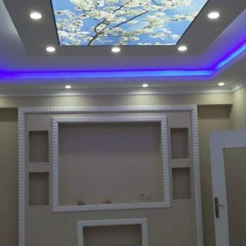 <div style:"display:none"></div>